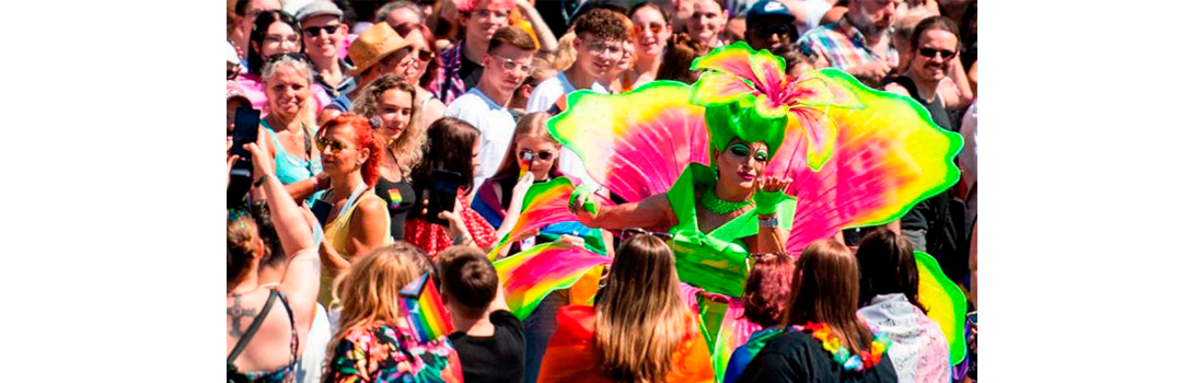 Более миллиона человек приняли участие в крупнейшем гей-параде Европы в Кельне