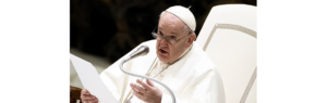 Папа Франциск: «Гомосексуальность — это не преступление». А законы, криминализирующие ЛГБТК-сообщество, понтифик назвал «несправедливыми».